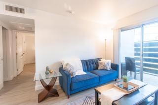 Spacious 1 Bedroom Apartment with pool & private patio! - Phoenix - 7
