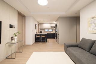 Stylish Modern Condo, 3 Bedrooms, 2 Bathrooms, 4 Air Conditioners, 65-inch TV, Laundry Machine & Dryer - Seul - 7
