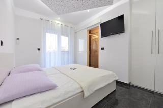 Family friendly house with a swimming pool Privlaka, Zadar - 23636 - Privlaka - 1