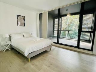 Sydney resort style condo 3 pools - 5