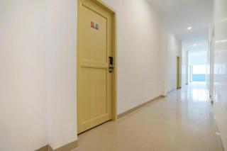 OYO Life 1299 Balcony Orange Homestay - Palembang - 4