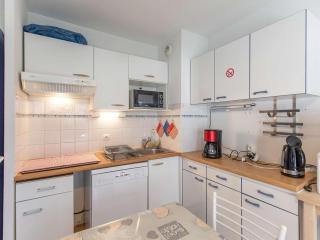 T2 cabine, 5 pers, balcon, parking, près des commodités - FR-1-402-144 - Esquièze - Sère - 8