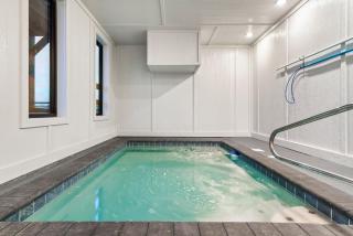 New Haven Luxurious 4Bd 5B Ensuite Cabin with Indoor Pool, HotTub, Theater and Game Room - Sevierville - 5