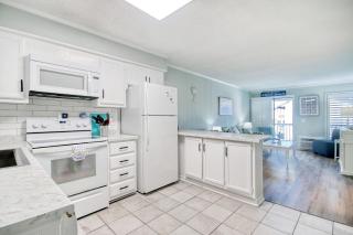 A Place At The Beach 5 Unit 206 On The Beach - Myrtle Beach - 7
