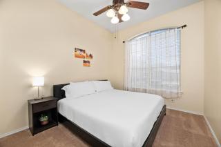 Relaxing 3BR 2BA Oasis - Hot Tub & 5 Beds! - 7
