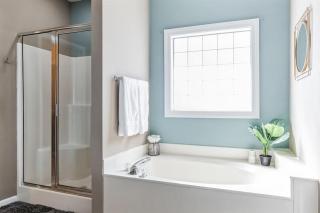 Quaint homey cottage style home in Harvest - 4