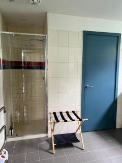 Uringah - Cowes - 8