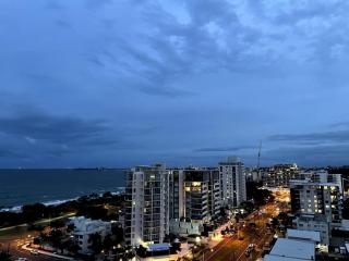 Aquavista Penthouse - Stunning 180 Views - Maroochydore - 8