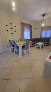 Eva’s Corner House - Artemida - 6