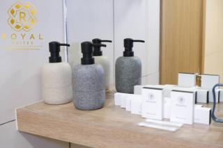 Royal Suites 2BR - Baloi Apartment - Nagoya - 1