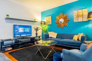 Art Deco Retreat, Shops & Cafes, Public Street Parking - Brisbane - 9