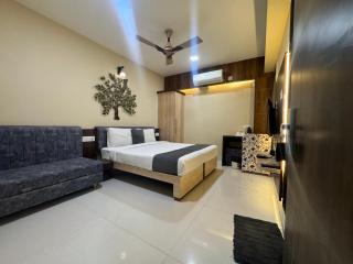 The Tripti Hotel & Banquets - 1