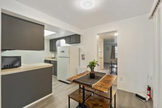 Central Bellevue Retreat Duplex - Bellevue - 8