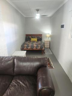 Volgenoeg Self Catering Family Unit - 6