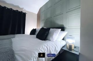 Modern 2 bedrooms fully equipped House with Netflix, Free Parking, Free Wifi, Sleeps 5, Dagenham Greater London - 5