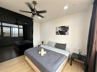 Netflix Studio Seaview 118Island Plaza - Tanjong Tokong - 7