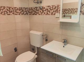 Comfortable Crikvenica Stay with Private Parking - Crikvenica - 9