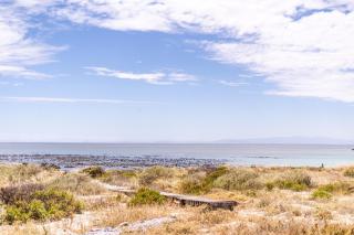 Sunrise Beach Cottage - 7