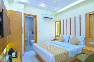 Hotel Northern Palace Just - 1 min Connaught place & New Delhi Station - 7