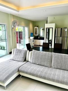 Palm Shadow Villa - 1