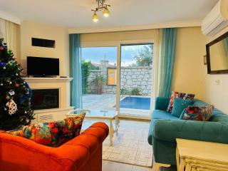 Evalacati - Villa Harnup- Tamamen Müstakil Villa - Alaçatı - 2