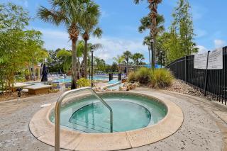 Lakefront Villa in Terra Verde:Pool & Resort Amenities - 9