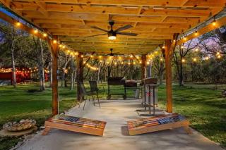 River Road Retreat - New Braunfels - 8