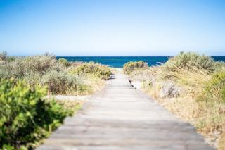 Sunrise Beach Cottage - 9