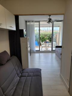 Vela Aurea, Studio 4 couchages en rez de jardin, avec terrasse et parking, à 500m de la plage - 6