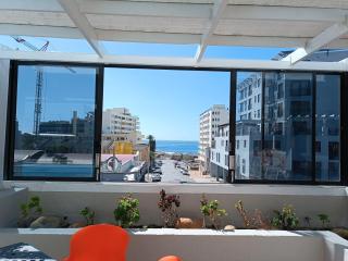 Sea Point Apartment close to the prom - 2