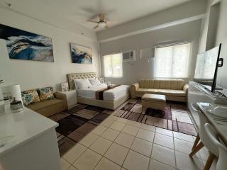 JK Suites Cheer B126 - 3