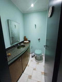 Casa térrea à 500 metros da praia - Guarujá - 1