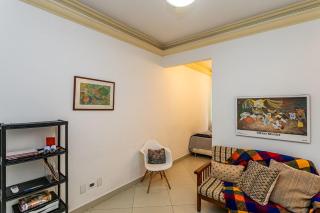 Copacabana: Praia, Conforto e Charme para 4 - 8