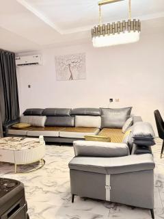 Mercy Apartment - 4