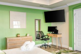Silver Sands Getaway in Panama City Beach - Private pool, walk to beach, family friendly - Panama City Beach - 2