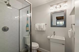 Pacific Beach Studio Short Walk to Ocean - 6