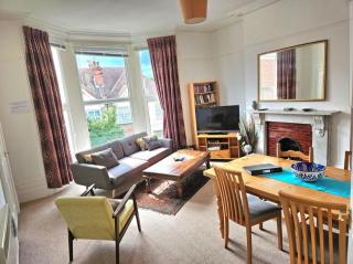 Lennox Lodge - Portsmouth - 0