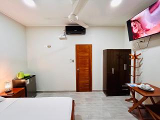 Habitación Céntrica en Iquitos - Casa Alemi 13 - Iquitos - 3