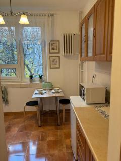 Klimatyczny apartament na Bielanach przy metrze - 5