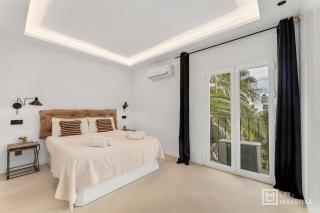 Modern 2B Apt in the heart of Puerto Banus - Marbella - 8