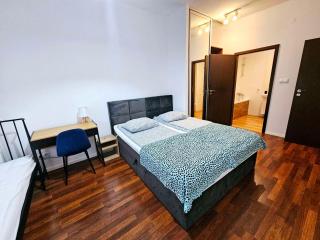 Rooms Green Rydygiera 17 own room tv wifi - Varsavia - 9