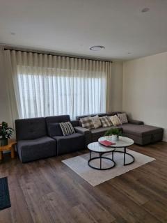 Greenstead Retreat 11 beds, 8 bedrooms, 5 baths - Auckland - 7