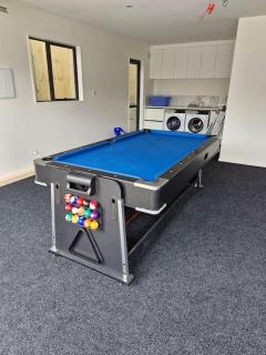 Greenstead Retreat 11 beds, 8 bedrooms, 5 baths - Auckland - 8