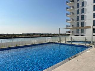 Water Edge - Abu Dhabi - 8