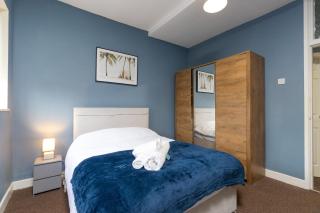 HIGH STREET APARTMENT, SLEEPS 6 GUESTs! - Bedworth - 4