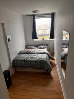 FLATSHARE Canary Wharf Cityview Shared with host for common spaces separate bedroom shared bathroom - Londra - 3