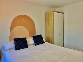 M4M Rooms- NG7 6PD Room 1 - 3