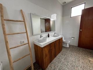 Peaceful Private 4 BR YY Bali Villa, Jimbaran Nusa Dua, In Central Kuta - Jimbaran - 3