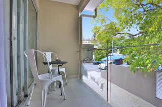 10 Hastings Street Motel - Noosa Heads - 2