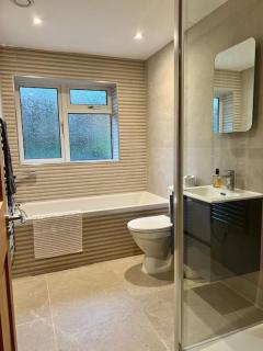 Newly refurbished 3 bed bungalow - Redbourn - 1